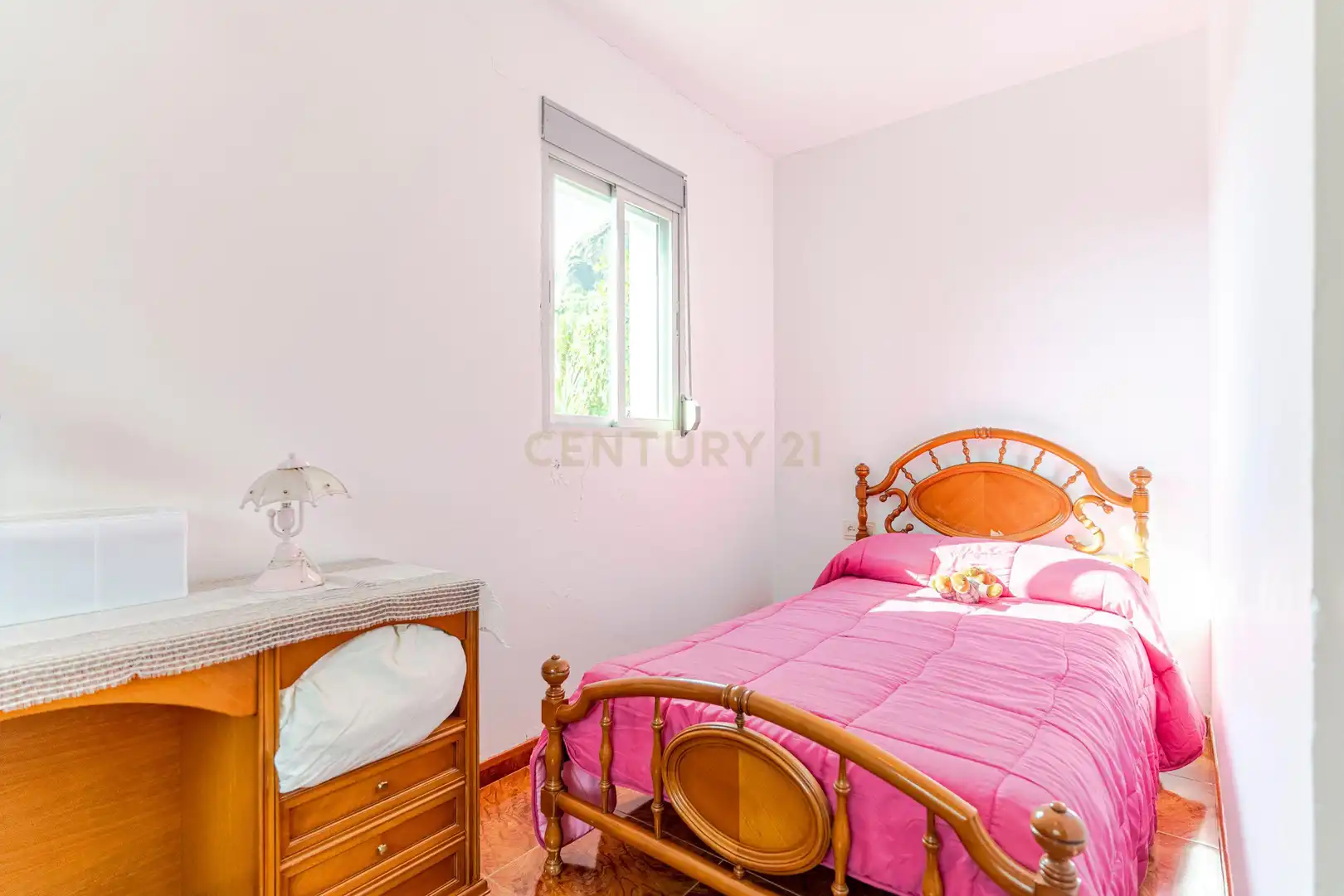 Habitación de Casa o chalet en venta en Güéjar Sierra con Jardín privado, Trastero y Piscina