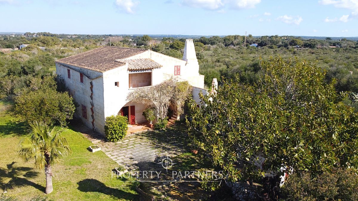 Vista exterior de Finca rústica en venda en Ciutadella de Menorca amb Jardí privat i Terrassa