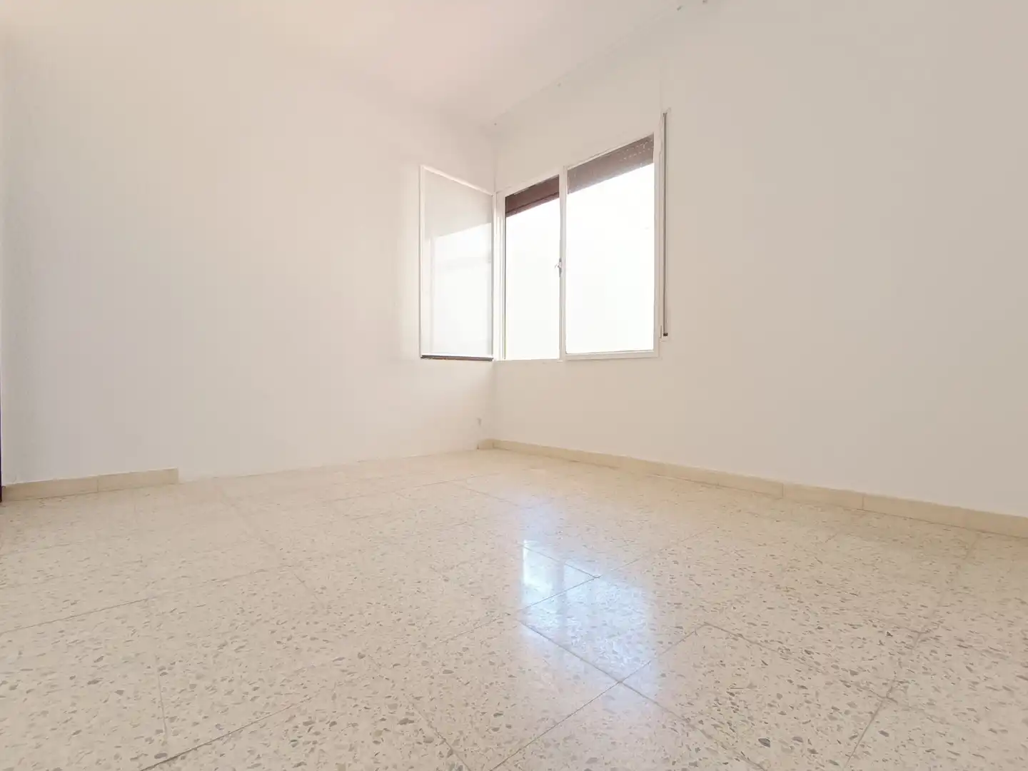 Habitación de Piso en venta en Premià de Mar con Calefacción y Terraza