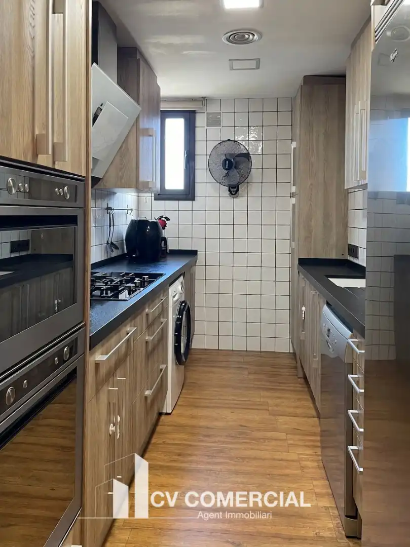 Kitchen of Flat for sale in Barcelona  with Air Conditioner, Heating and Parquet flooring