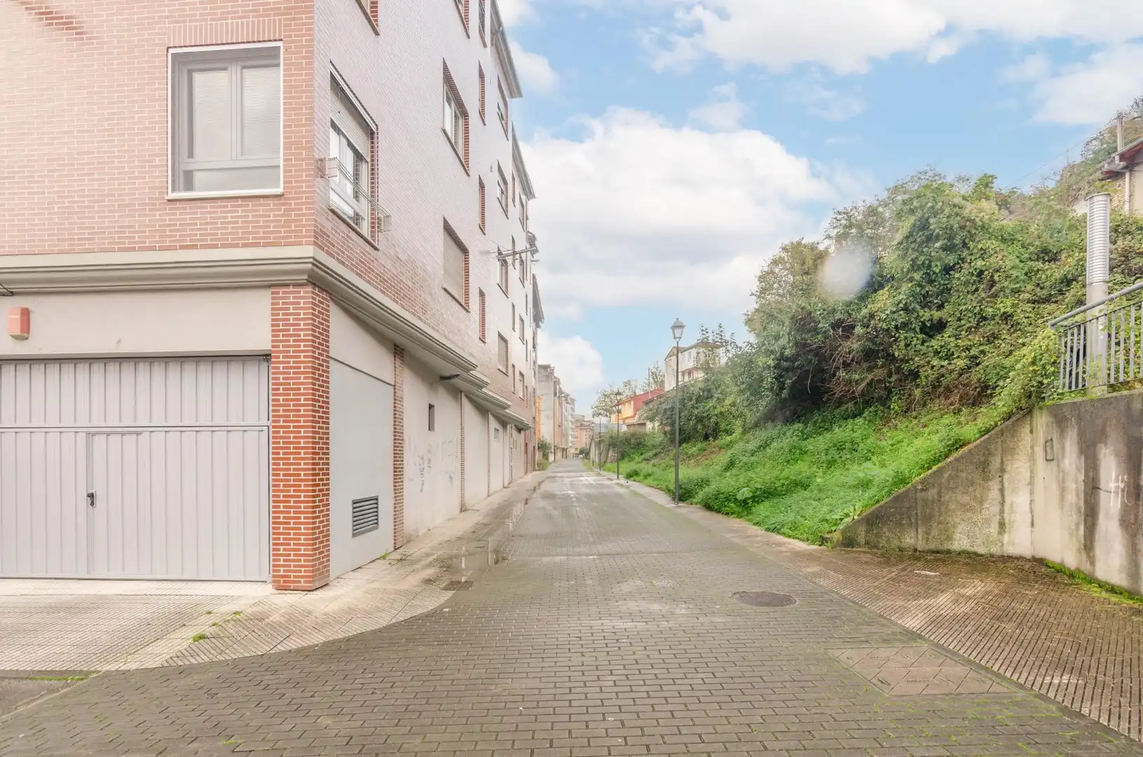 Vista exterior de Residencial en venta en San Martín del Rey Aurelio
