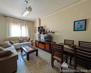 Living room of Flat for sale in Linares  with Heating, Furnished and Balcony