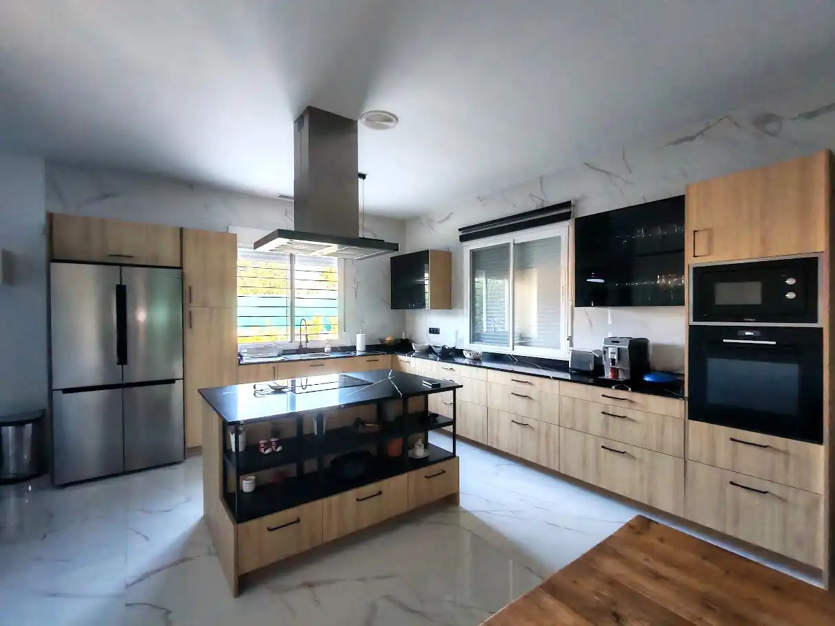 Cocina de Casa o chalet en venta en Elche / Elx con Aire acondicionado, Calefacción y Jardín privado