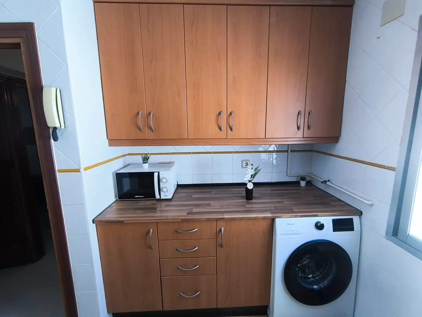 Cocina de Piso para compartir en Alcalá de Henares con Aire acondicionado, Calefacción y Amueblado