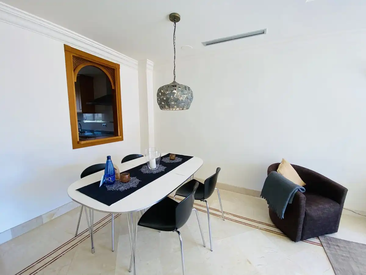 Apartment with terrace for sale in Nueva Andalucía, imagen 5