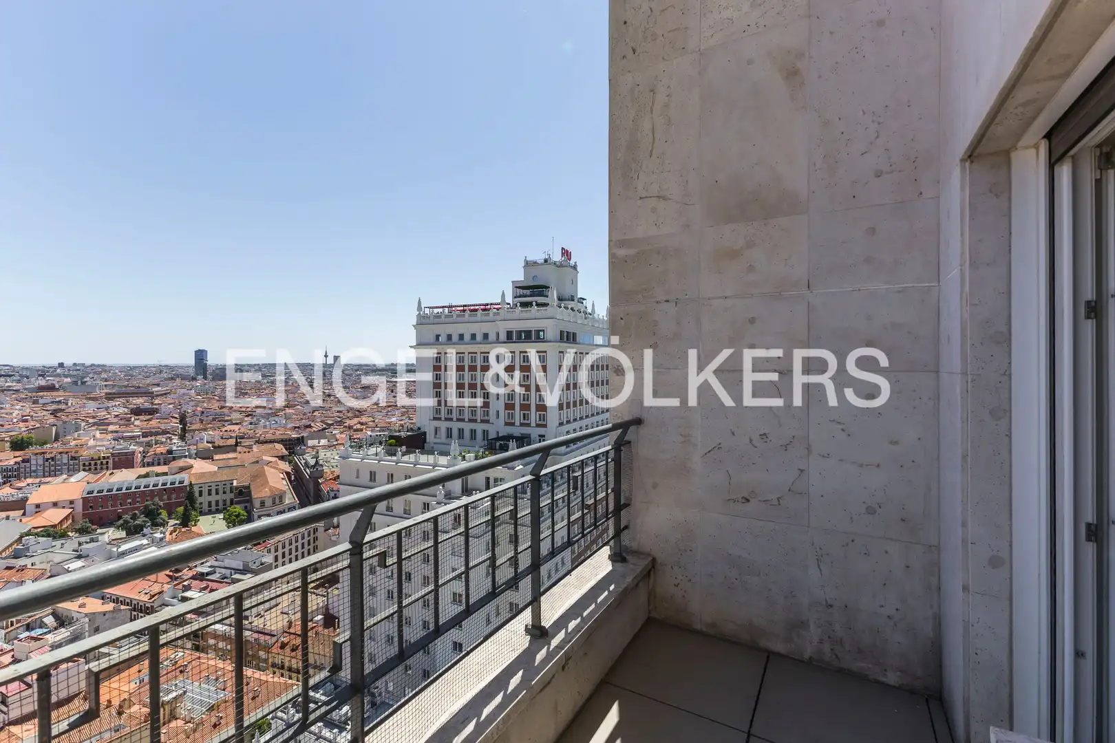Terrasse von Wohnung zur Miete in Madrid mit Heizung