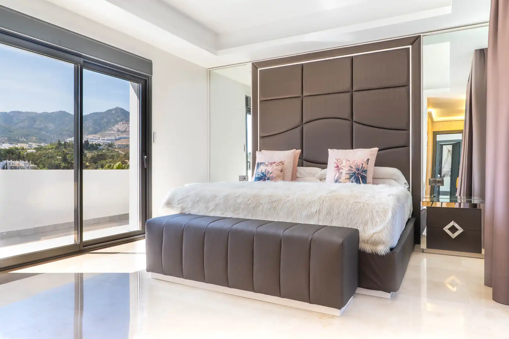 Dormitori de Casa o xalet en venda en Benalmádena amb Aire condicionat, Calefacció i Jardí privat