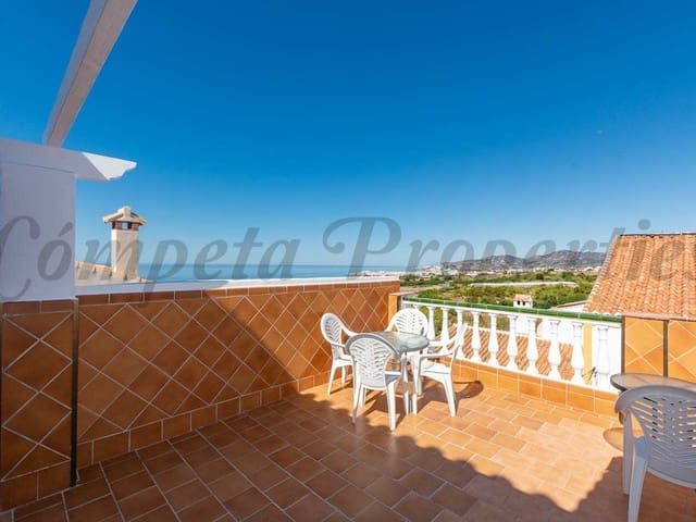 Attic for sale in Nueva Nerja