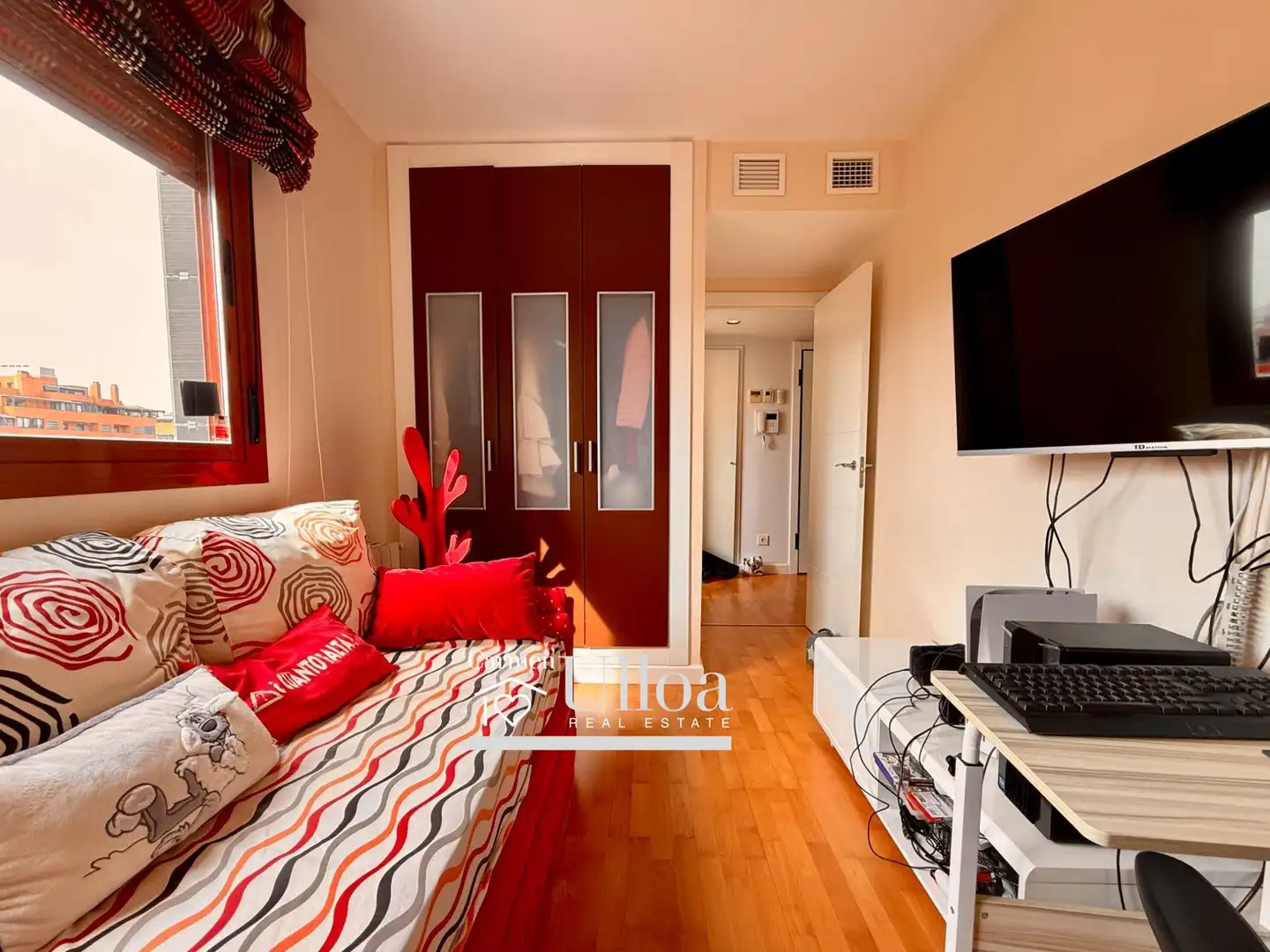 Habitación de Apartamento en venta en Alicante / Alacant con Aire acondicionado, Calefacción y Jardín privado