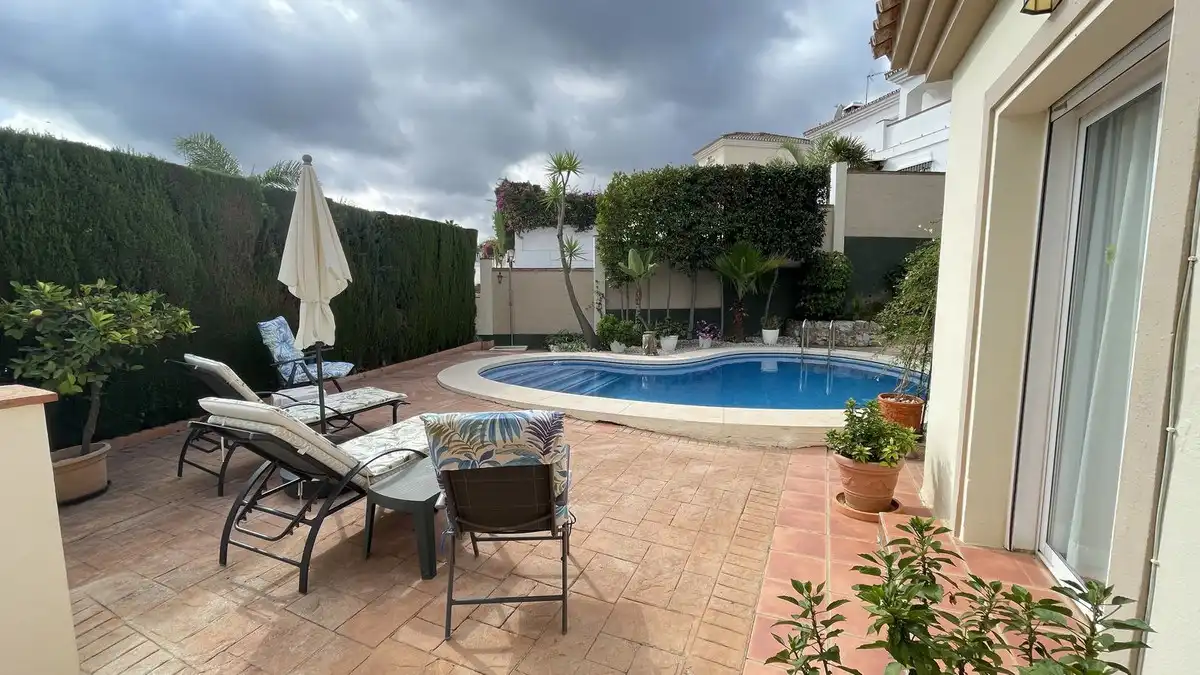Swimming pool of Houses for sale in Coín  with Air Conditioner, Storage room and Furnished