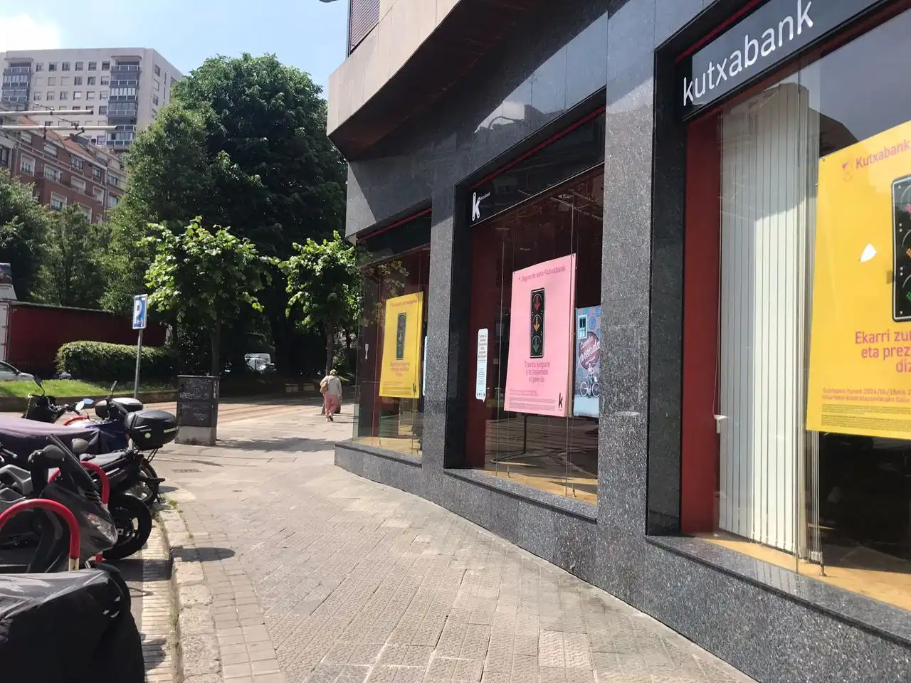 Business premises to rent in Sabino Arana Etorbidea, imagen 11