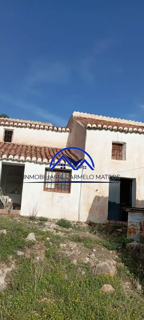 Land for sale in Comares