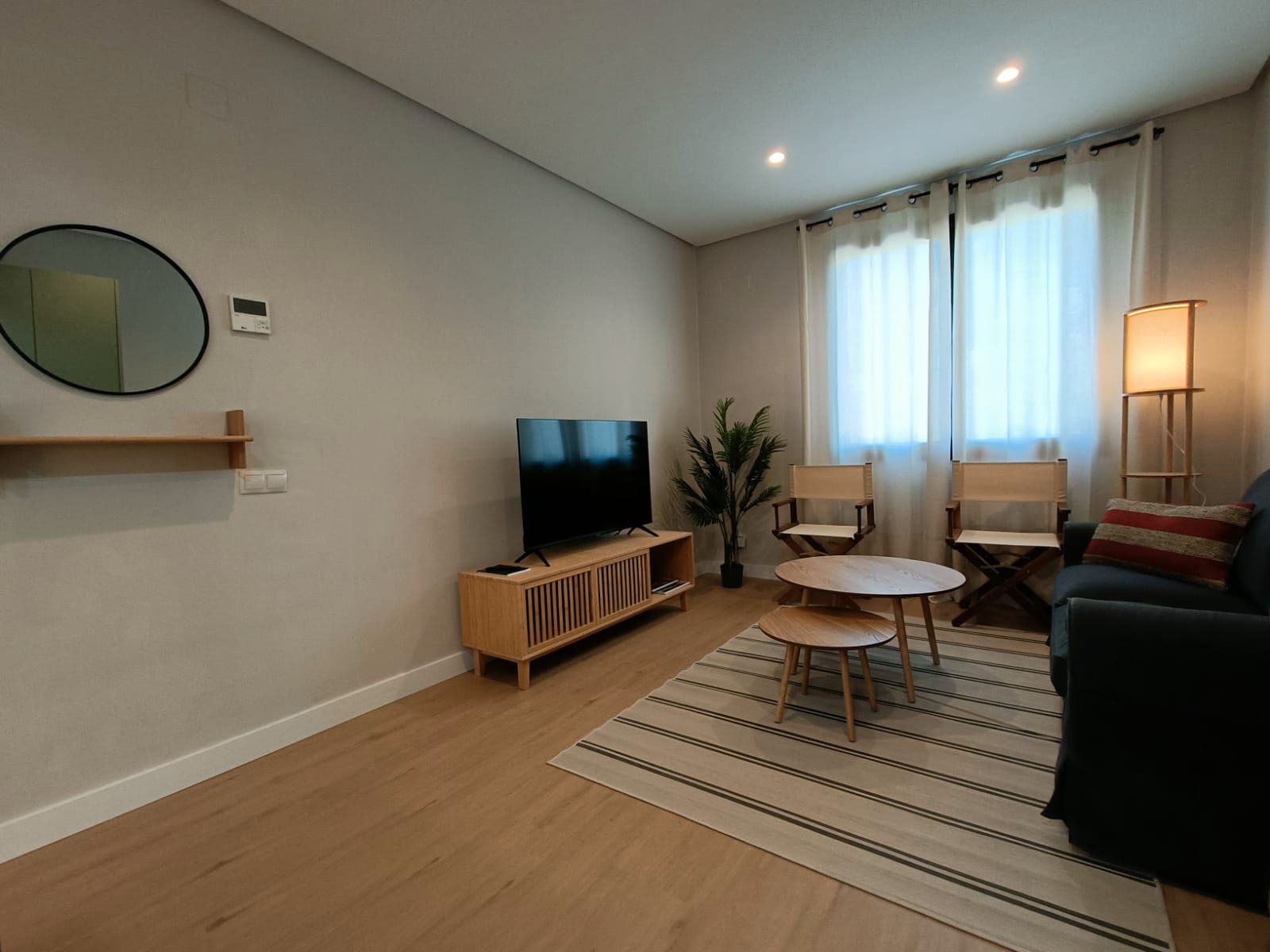 Living room of Apartment to rent in  Sevilla Capital  with Air Conditioner, Heating and Furnished