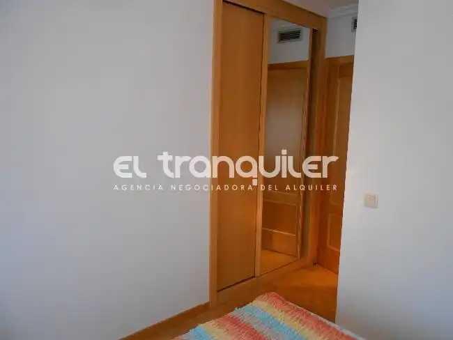 Bedroom of Flat for rent in Madrid  with Air Conditioner, Parquet flooring and Swimming Pool