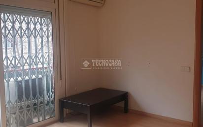 Bedroom of Flat for sale in  Barcelona Capital