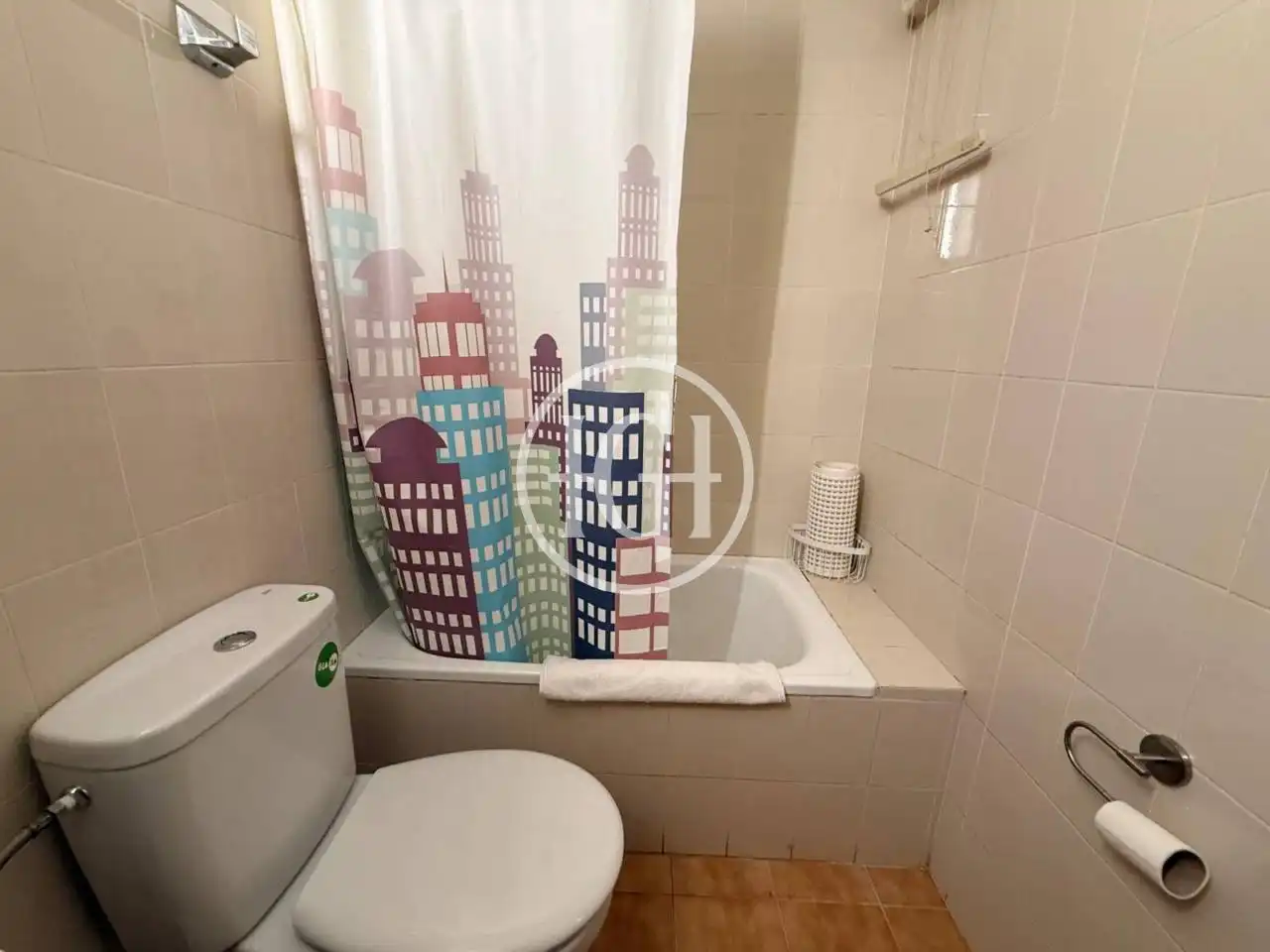 Apartamento con terraza en alquiler en Alberes, imagen 10
