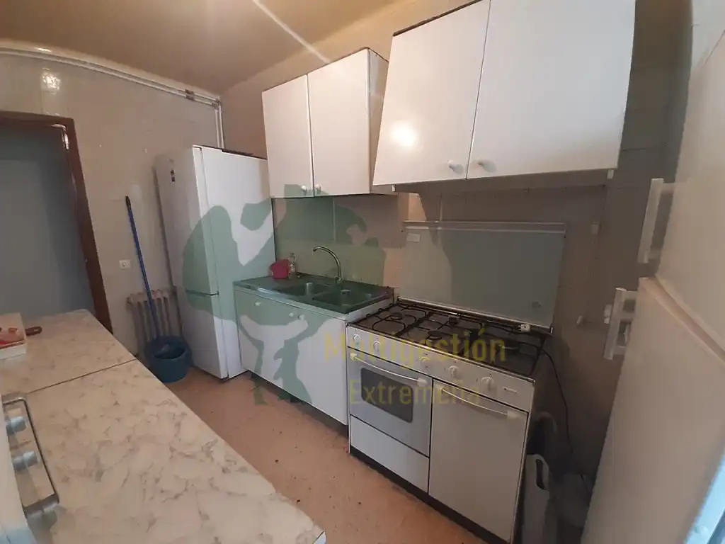 Küche von Wohnung zur Miete in Cáceres mit Heizung, Terrasse und Ofen