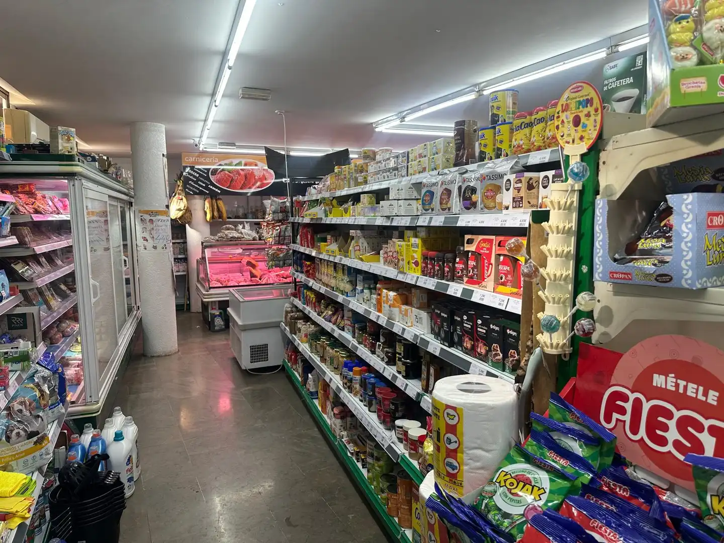 Local comercial de lloguer a Jun, imagen 6