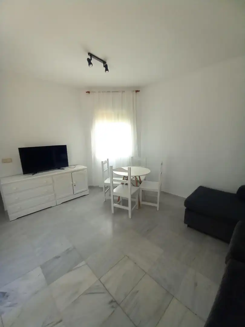 Flat for rent in Calle Victoria, La Victoria