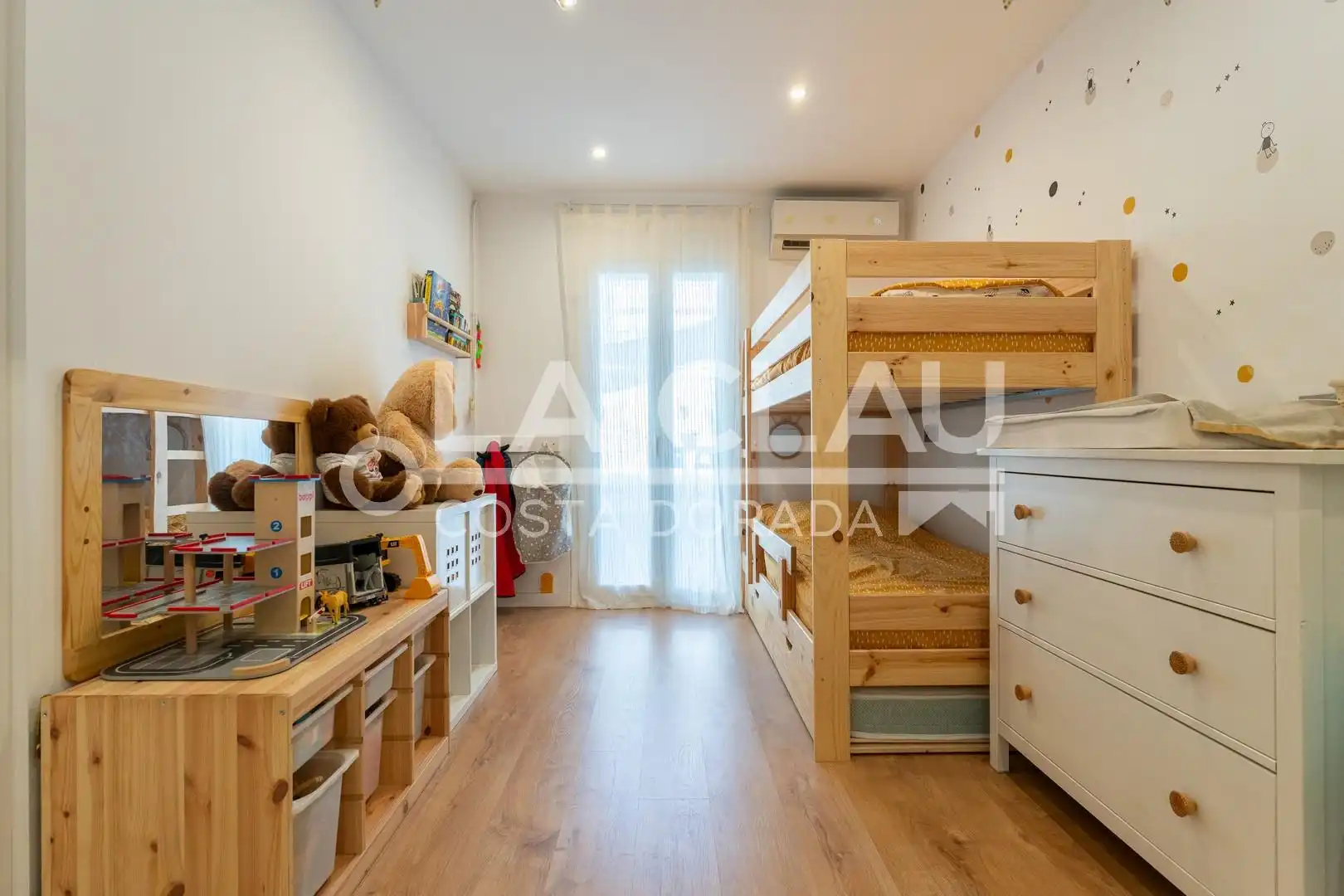 Bedroom of Flat for sale in Tarragona  with Heating, Oven and Microwave
