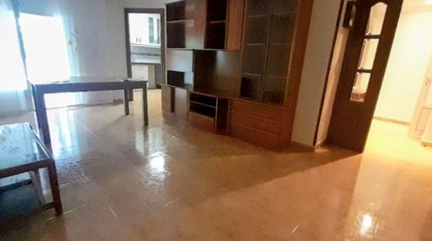 Foto 3 de Piso en venta en Carretera de Almodóvar, PAU 2-600, Puertollano