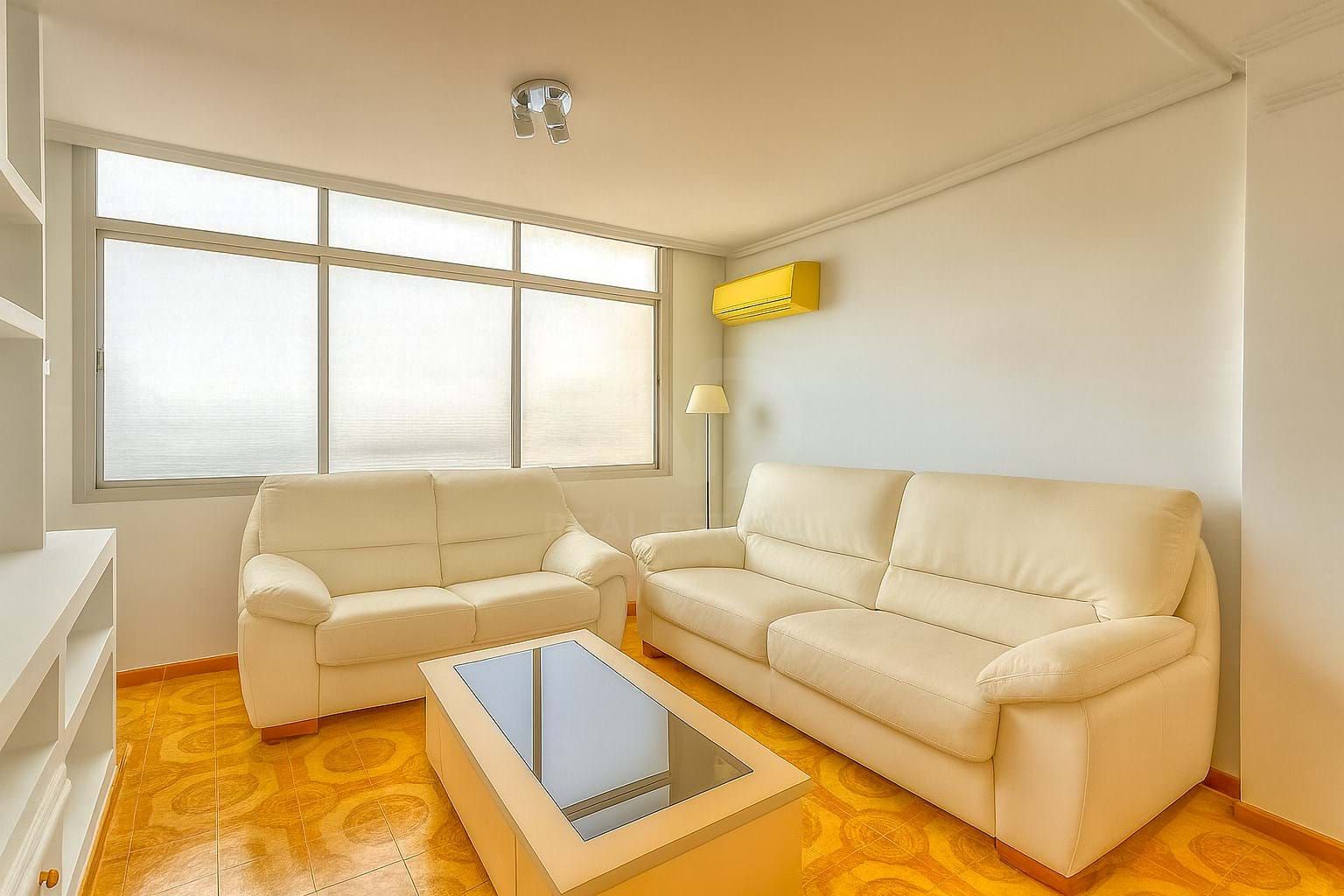 Living room of Flat for sale in Alicante / Alacant  with Heating