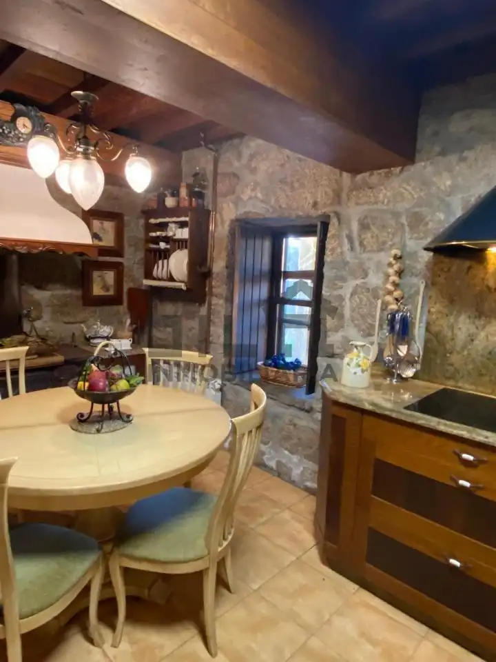 Casa o chalet en venta en LG. A PENA, Vilamarín
