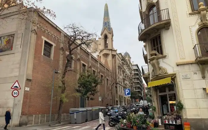 Exterior view of Commercial properties for sale in Barcelona  with Air Conditioner, Heating and Furnished