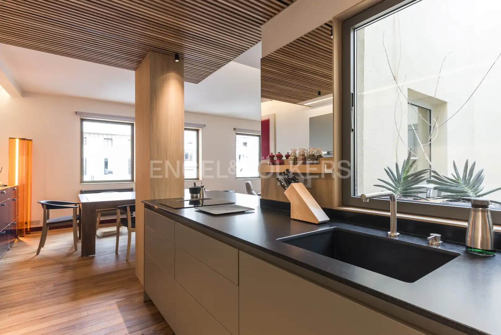 Kitchen of Flat for rent in Barrio de Salamanca