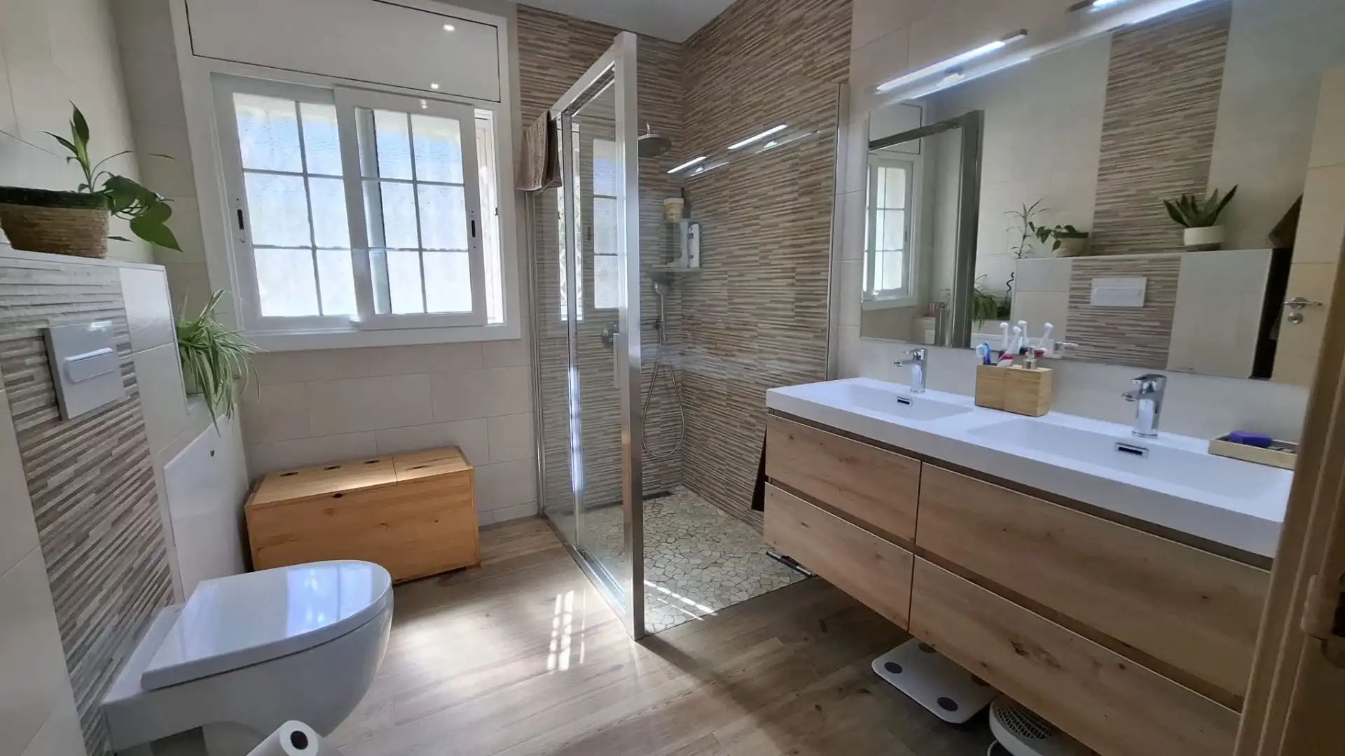 Baño de Casa o chalet en venta en Vallirana con Aire acondicionado, Calefacción y Terraza