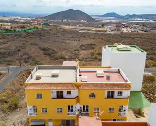 Vista exterior de Edifici en venda en Arona