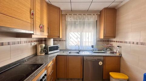 Foto 5 de Casa adosada en venta en Los Secanos, Guardamar del Segura