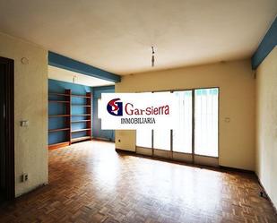 Flat for sale in  Madrid Capital  with Heating