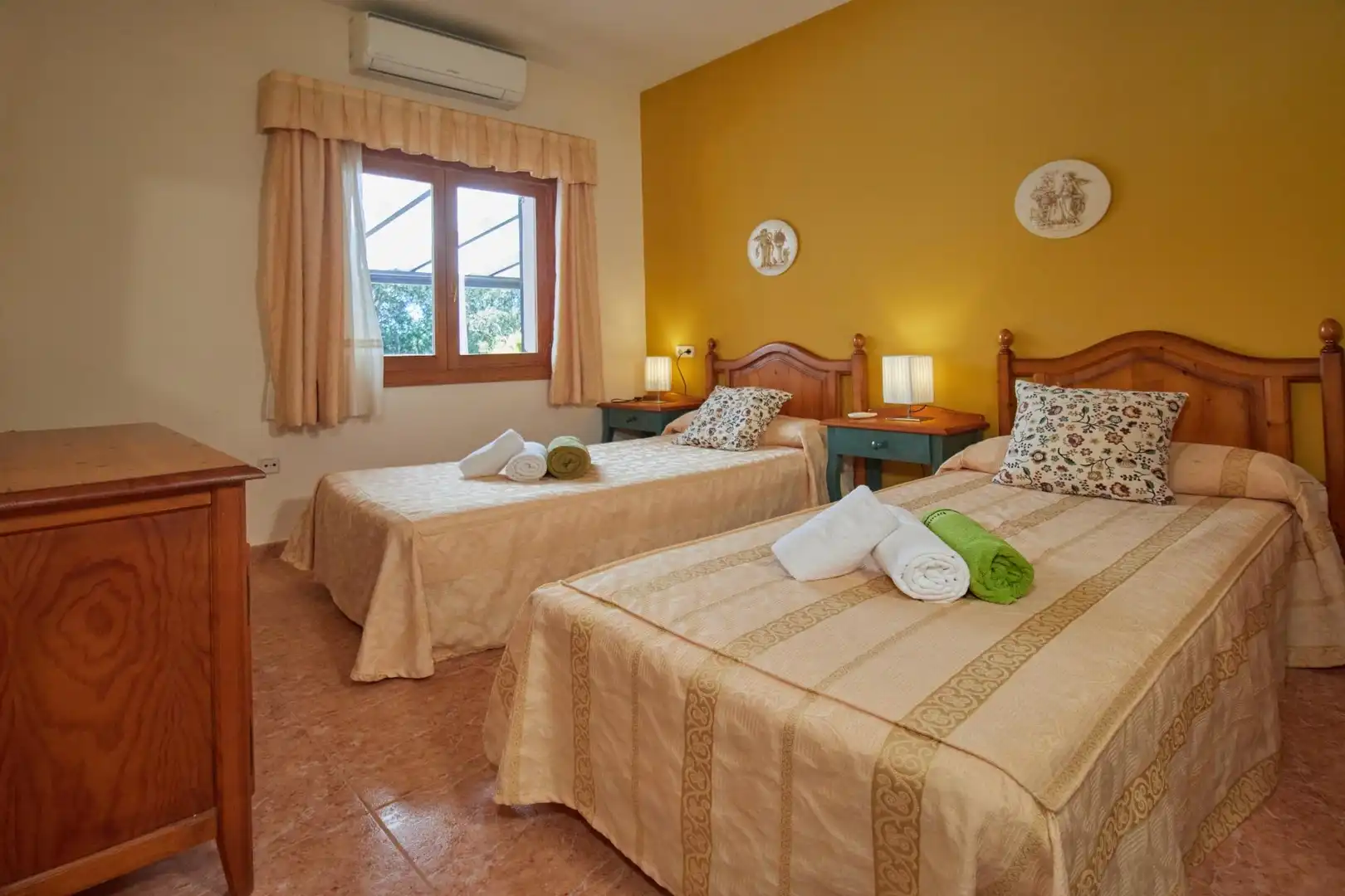 Habitación de Finca rústica en venta en Llucmajor con Aire acondicionado, Jardín privado y Terraza