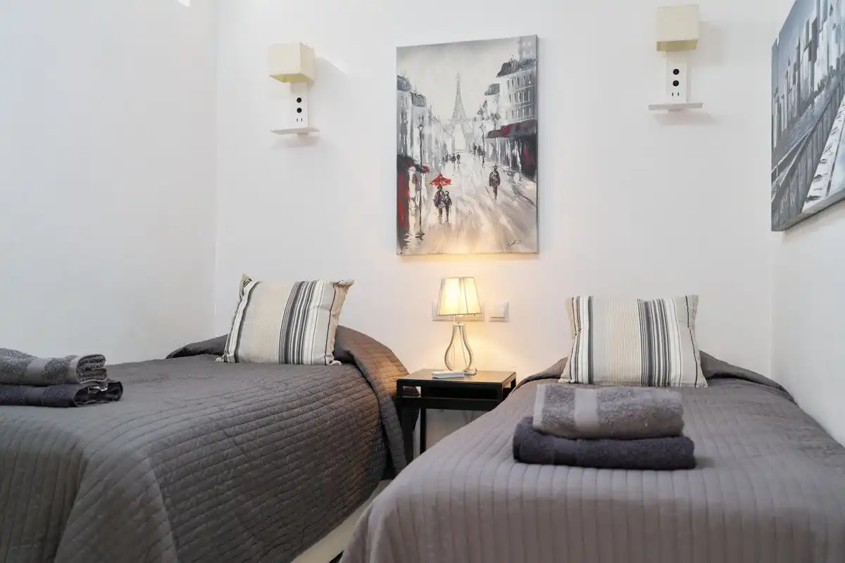 Dormitori de Apartament en venda en Marbella amb Aire condicionat, Moblat i Balcó
