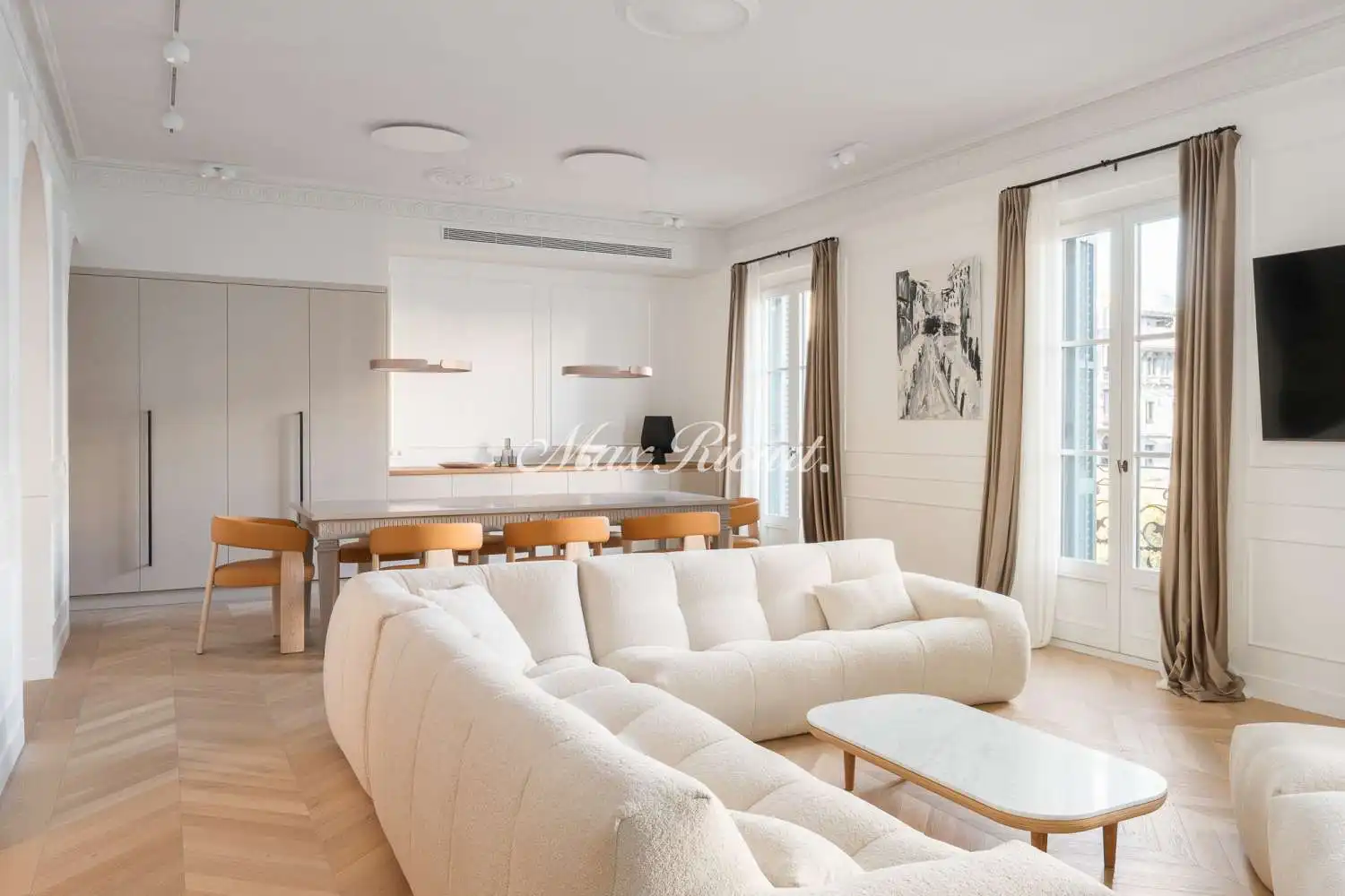 Flat with terrace to rent in N/A