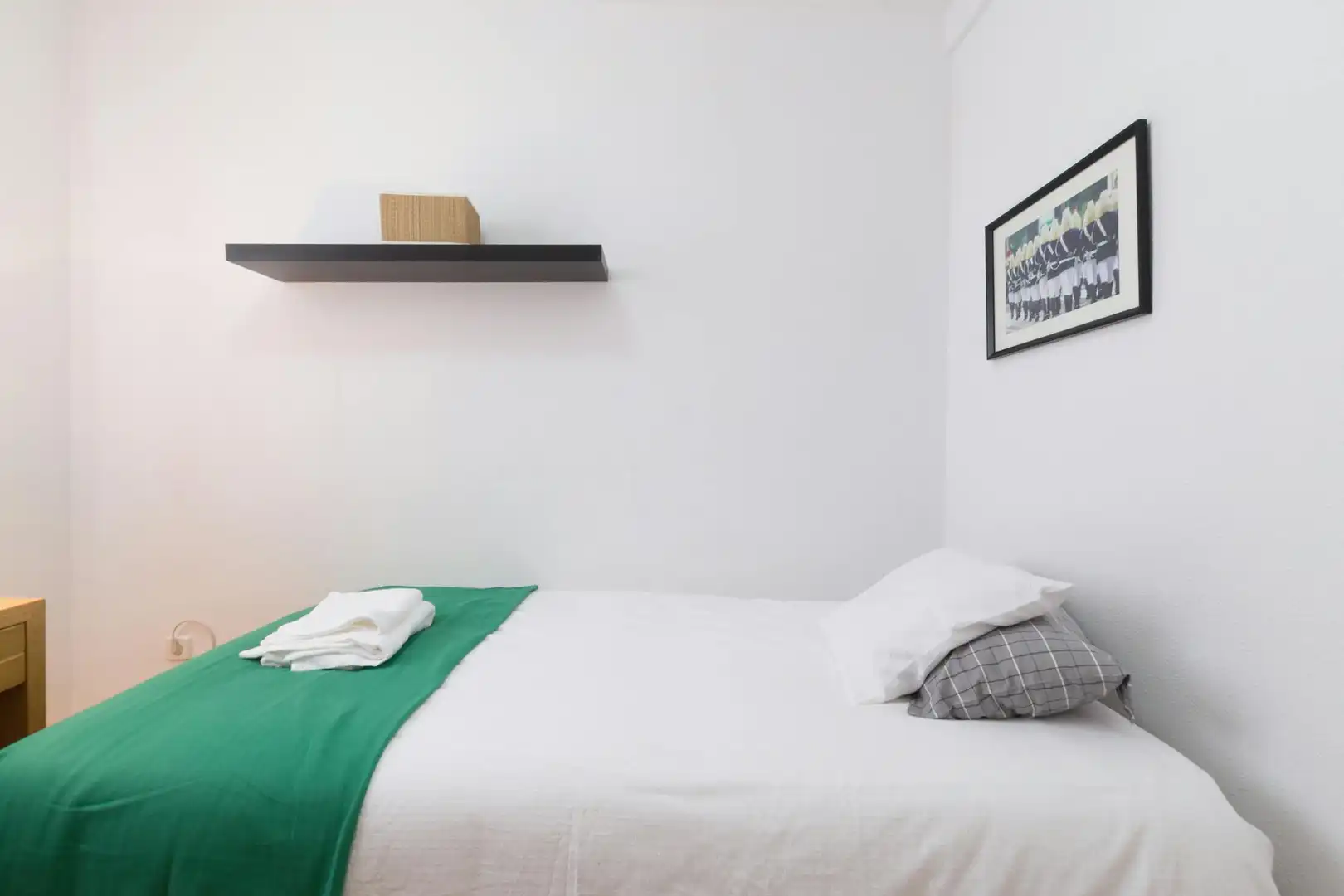 Habitación de Piso de alquiler en Madrid con Calefacción, Amueblado y Lavadora