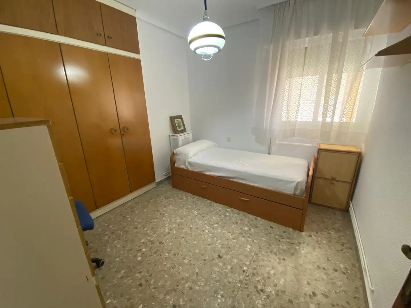 Habitación de Piso de alquiler en Albacete con Calefacción, Amueblado y Balcón