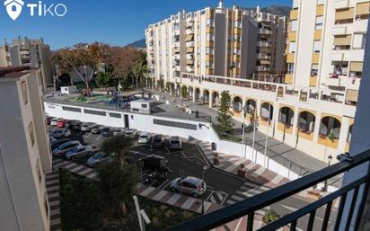 Vista exterior de Pis en venda en Marbella amb Terrassa