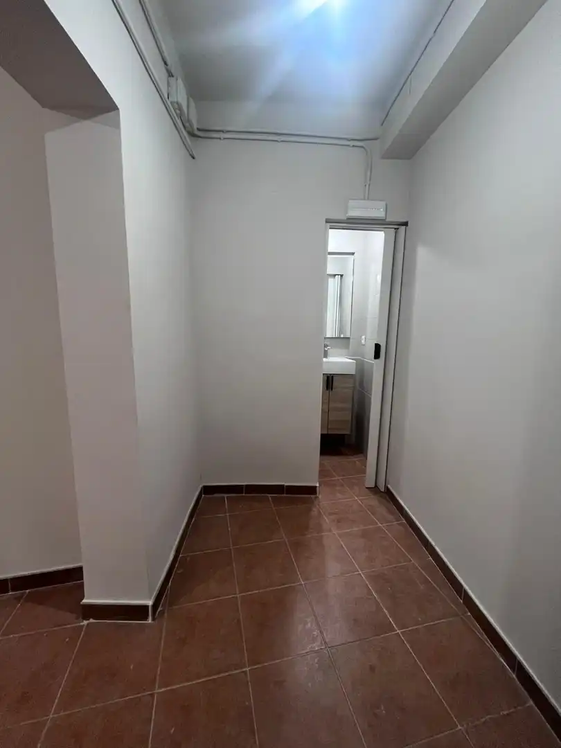 Local de lloguer en Collblanc - La Torrassa