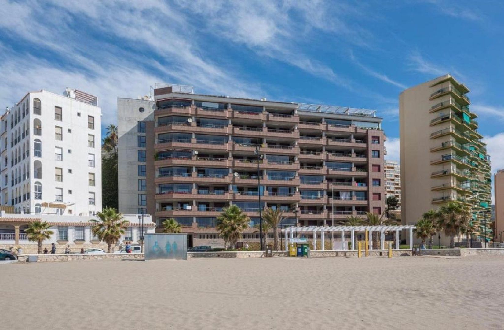 Exterior view of Attic for sale in Fuengirola  with Air Conditioner, Terrace and Furnished