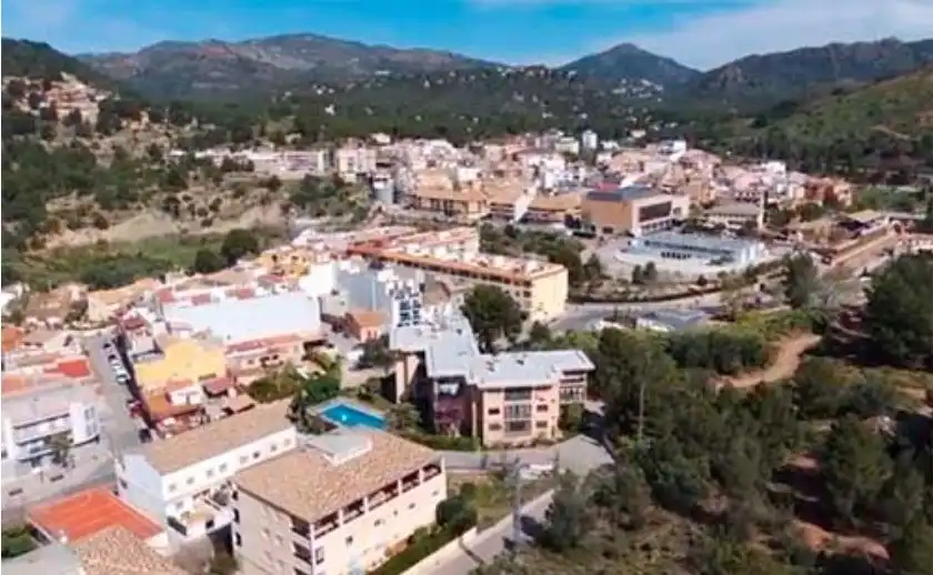 Àtic de lloguer a Corral Nou - Montros - Estepar