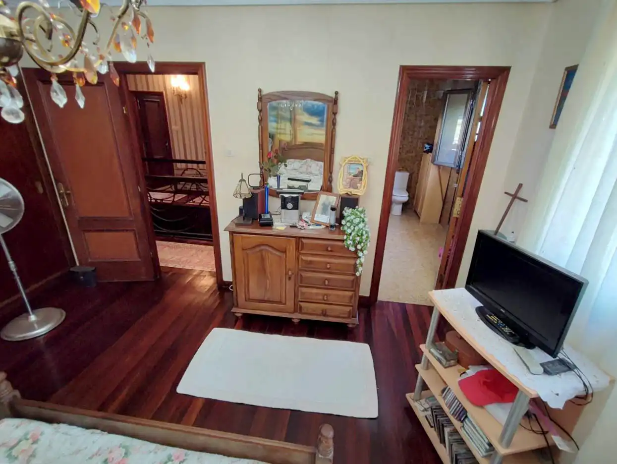 Casa o xalet en venda a Alisal - San Román