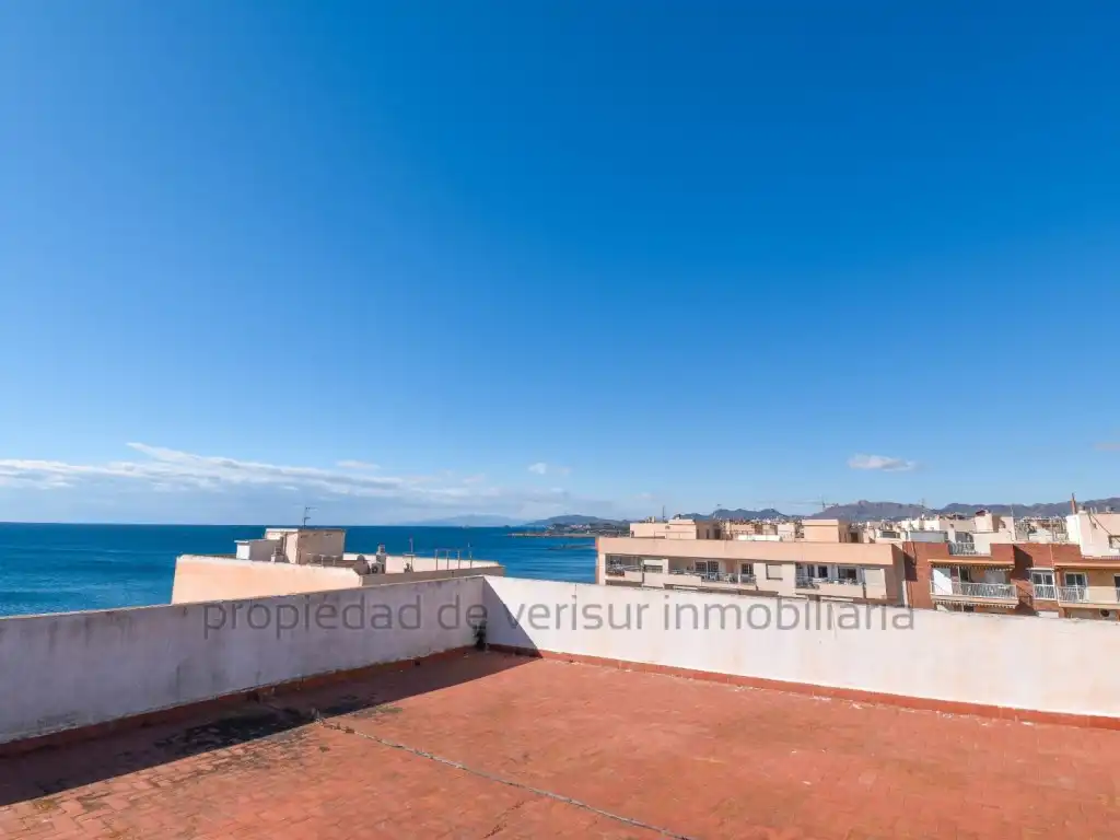 Außenansicht von Gebäude zum Verkauf in Águilas