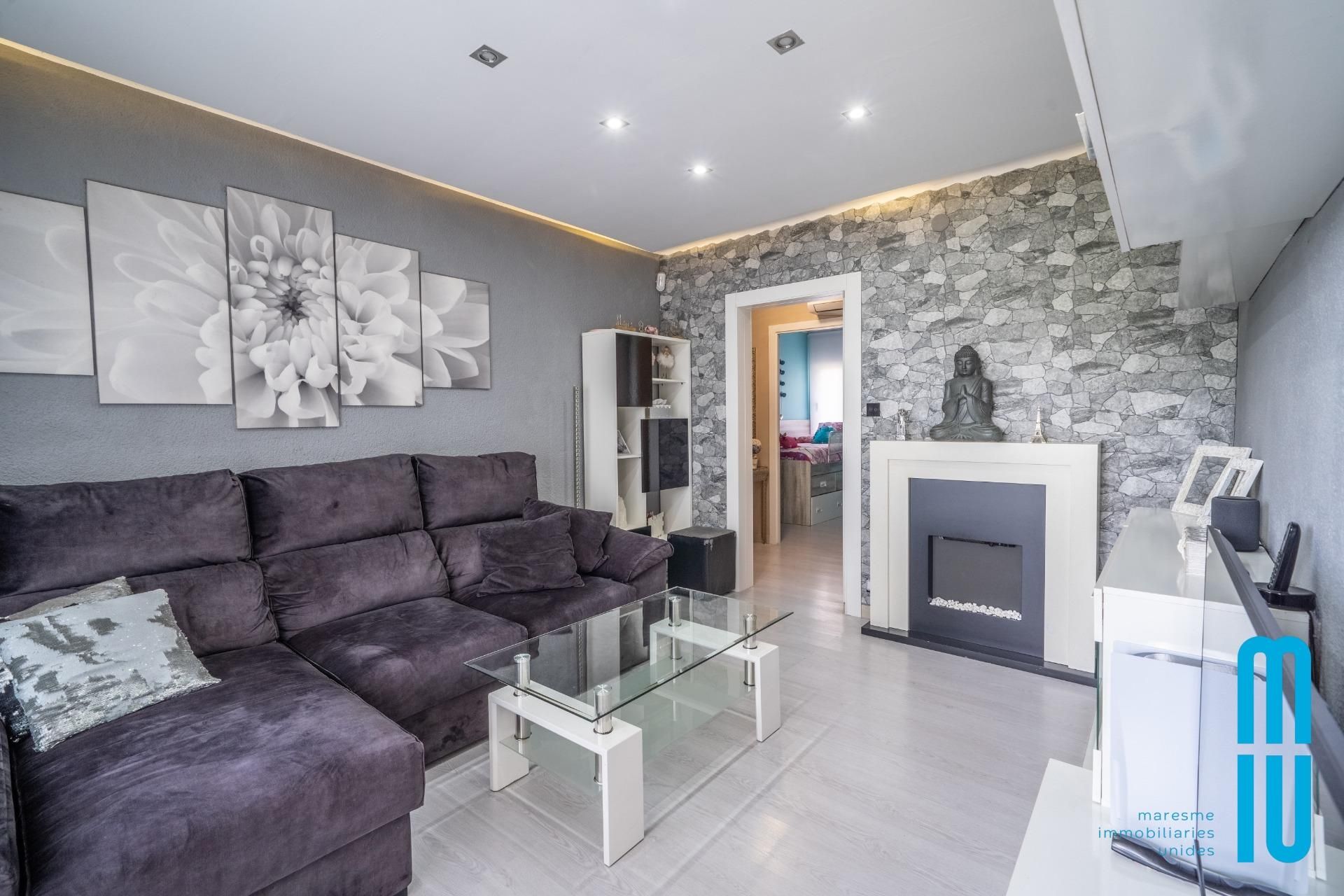 Living room of Flat for sale in Arenys de Mar  with Heating and Alarm