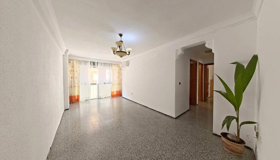 Foto 1 de Piso en venta en Málaga - Avenida de la Luz, La Luz - El Torcal, Málaga