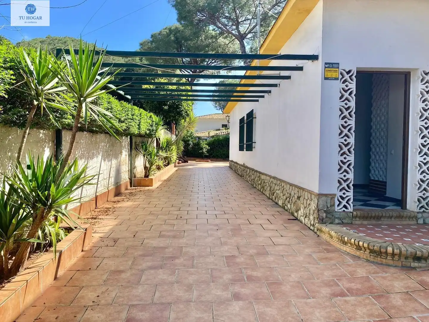 Außenansicht von Haus oder Chalet zum Verkauf in Alcalá de Guadaira mit Klimaanlage, Heizung und Privatgarten