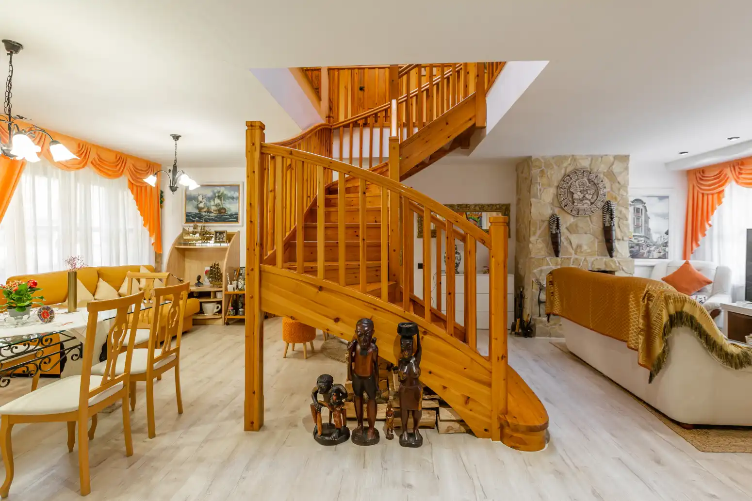Casa adosada en venta en Valle de Elorz / Elortzibar con Calefacción, Parquet y Terraza