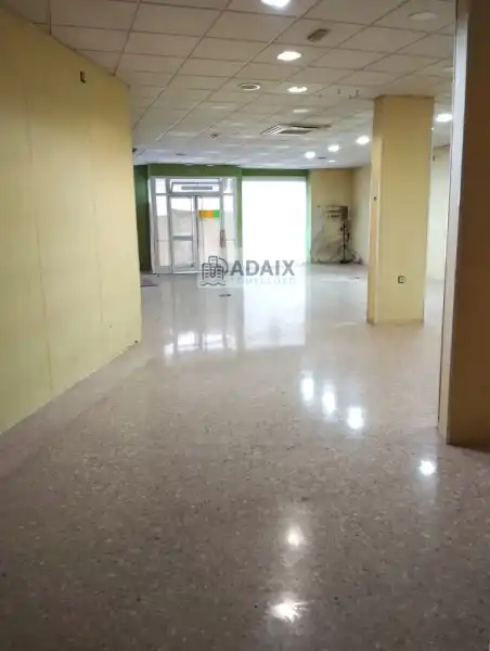 Local comercial de lloguer a Tomelloso, imagen 6