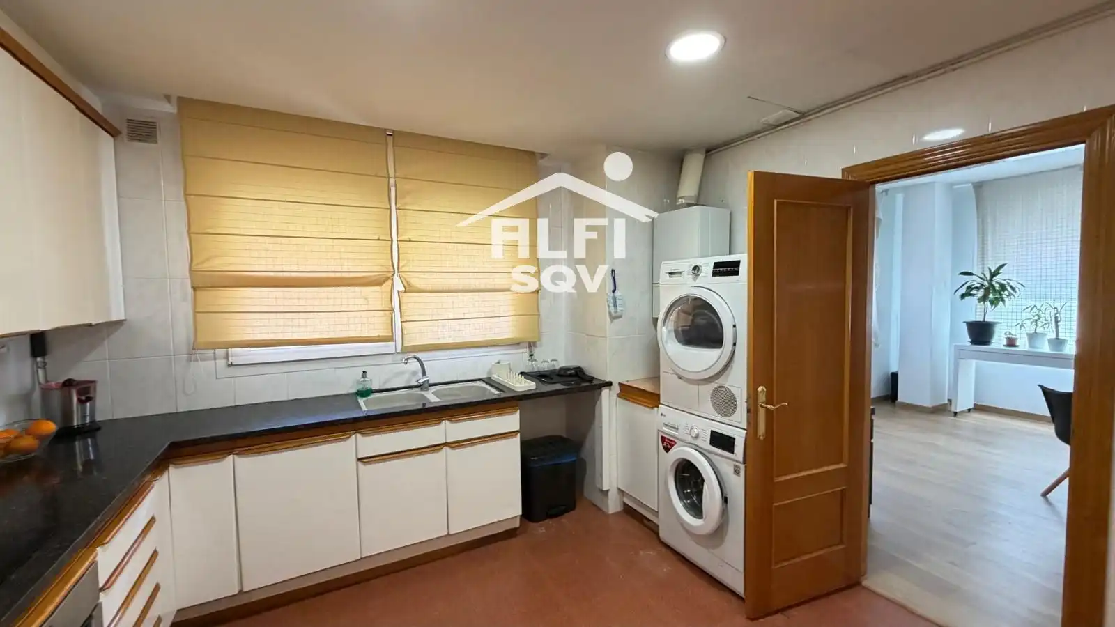 Cuina de Pis en venda en Sant Quirze del Vallès amb Calefacció